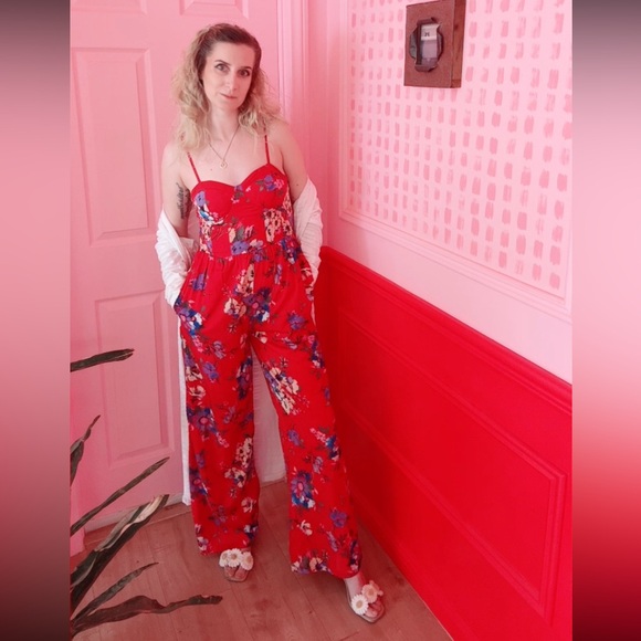 Red Floral Spaghetti Strap jumpsuit - Picture 2 of 5